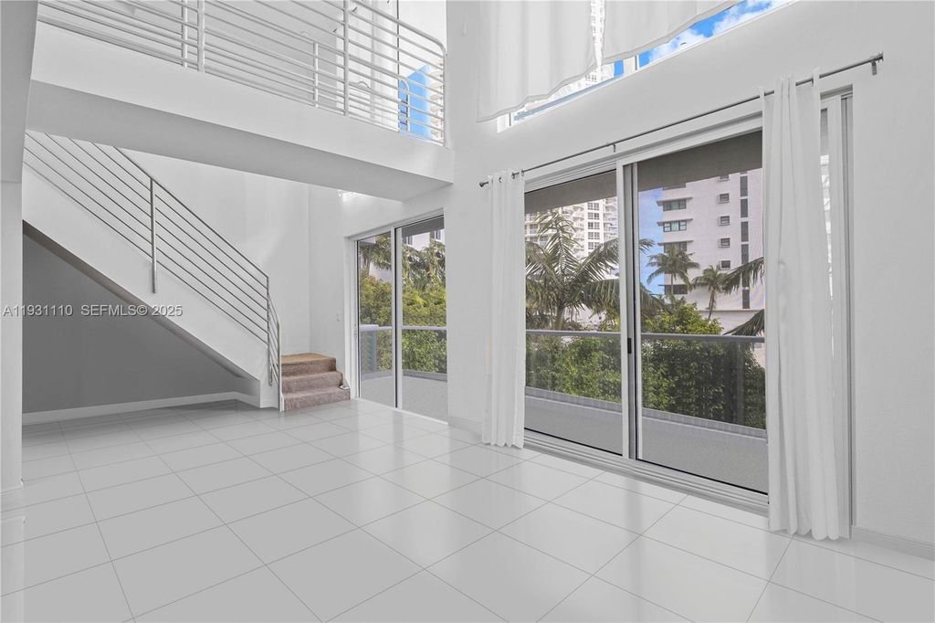 6362 Collins Ave 517, Miami Beach, FL 33141
