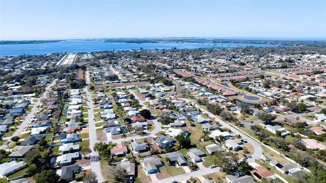 1806 67TH STREET W, Bradenton, FL 34209