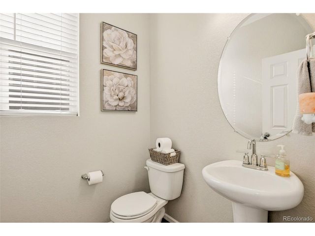 7184 Othello St, Castle Pines, CO 80108