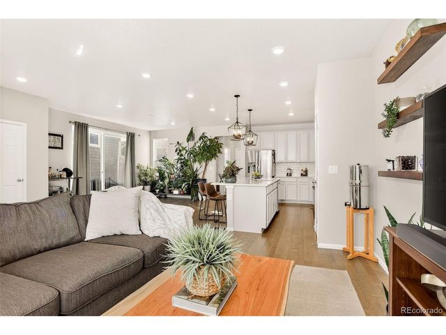 7184 Othello St, Castle Pines, CO 80108