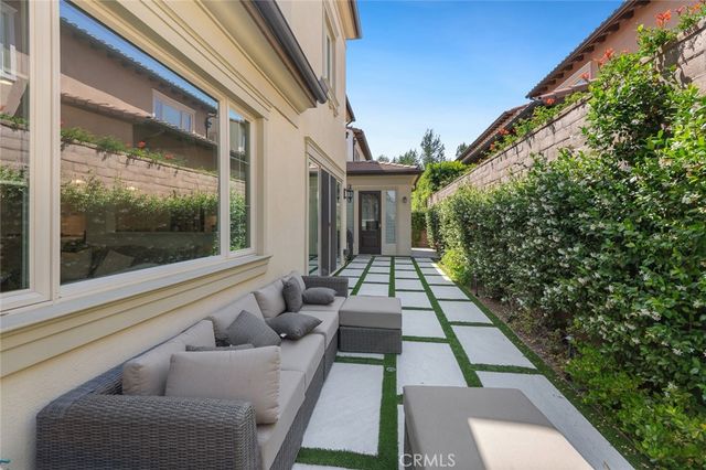 61 Furlong, Irvine, CA 92602
