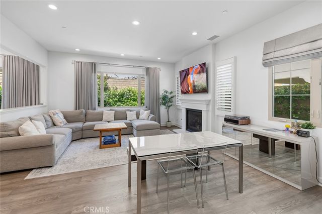 61 Furlong, Irvine, CA 92602