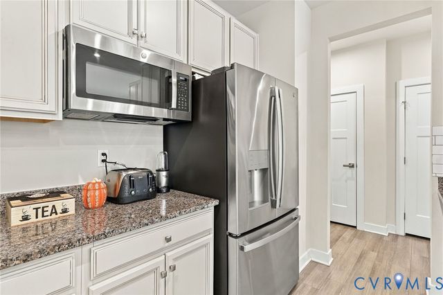8724 Kingsland Park Dr, North Chesterfield, VA 23237