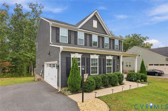 8724 Kingsland Park Dr, North Chesterfield, VA 23237
