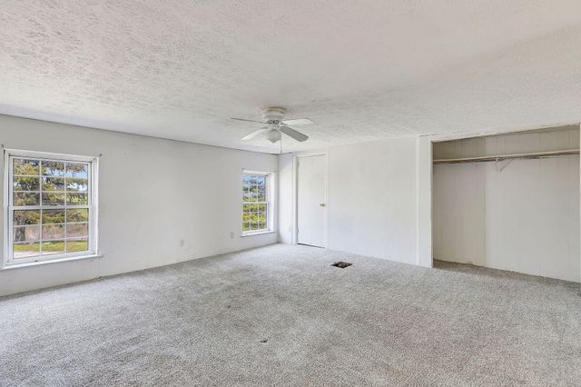 1030 Bannister Pike, Dry Ridge, KY 41035