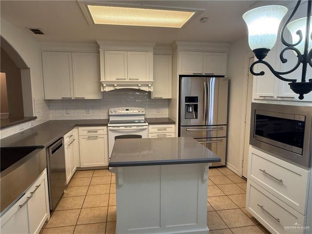 3836 Frontier Drive, Edinburg, TX 78539