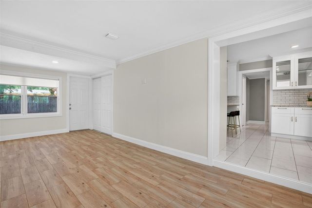 2810 SANDERS DRIVE, Tampa, FL 33611
