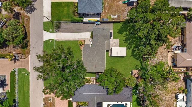 2810 SANDERS DRIVE, Tampa, FL 33611