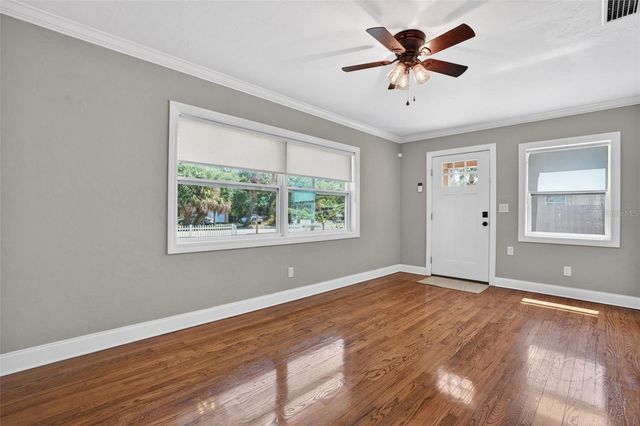 2810 SANDERS DRIVE, Tampa, FL 33611