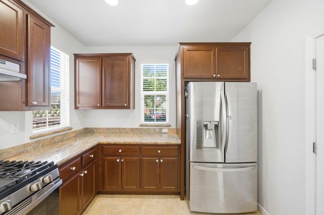 698 Equinox Loop, Lincoln, CA 95648