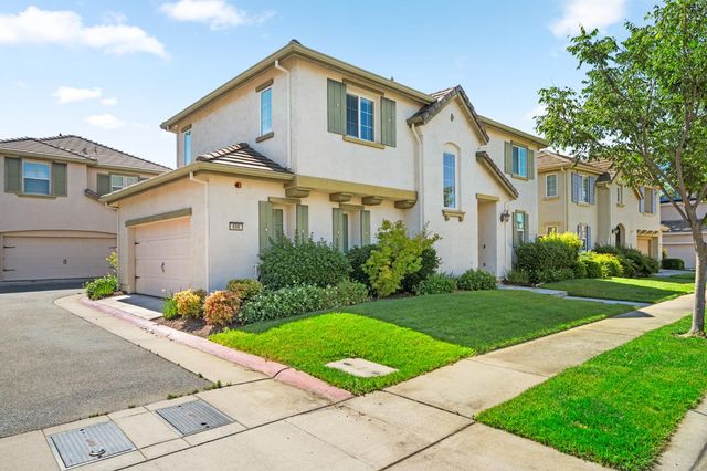 698 Equinox Loop, Lincoln, CA 95648