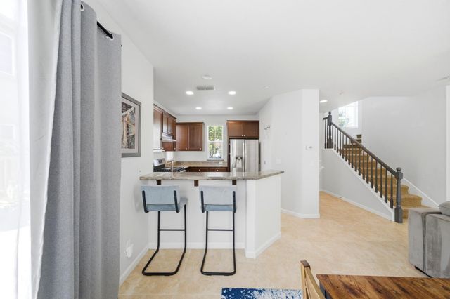 698 Equinox Loop, Lincoln, CA 95648