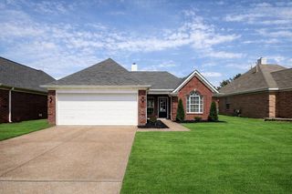 432 BRUINS TRCE, Memphis, TN 38018