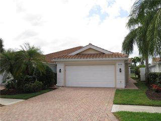 4235 Redonda LN, Naples, FL 34119