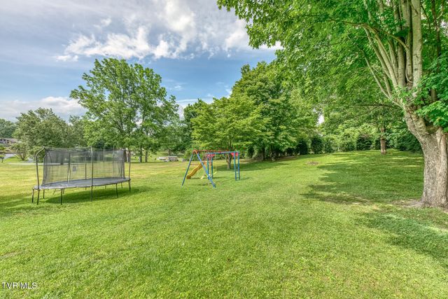111 Margo Drive, Johnson City, TN 37601