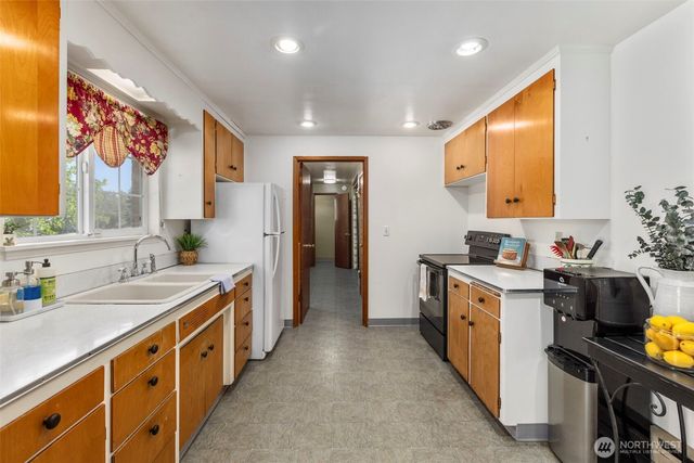 2011 87th Avenue Ct E, Edgewood, WA 98371