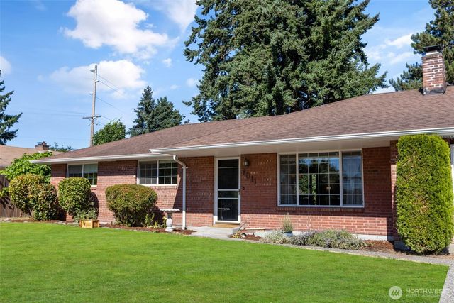 2011 87th Avenue Ct E, Edgewood, WA 98371