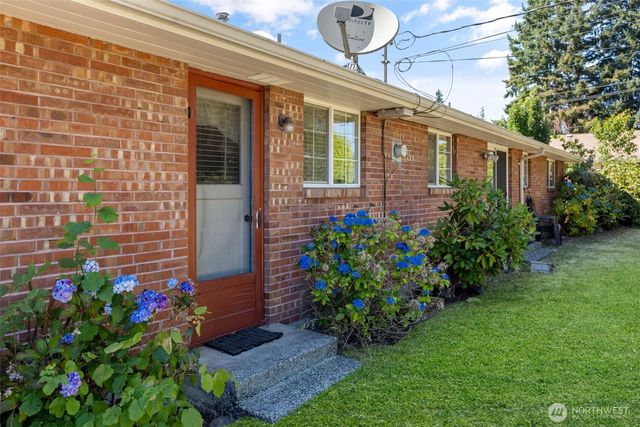 2011 87th Avenue Ct E, Edgewood, WA 98371
