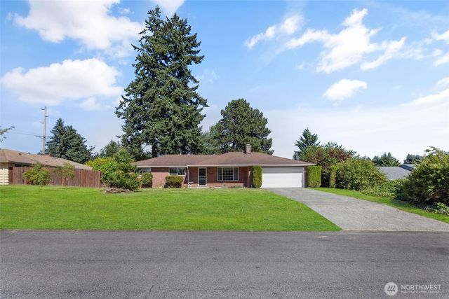 2011 87th Avenue Ct E, Edgewood, WA 98371
