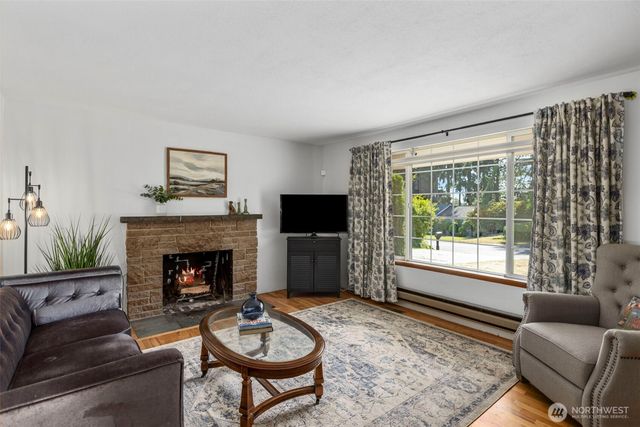 2011 87th Avenue Ct E, Edgewood, WA 98371