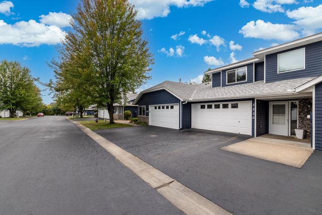 3230 Edgerton Street, Vadnais Heights, MN 55127