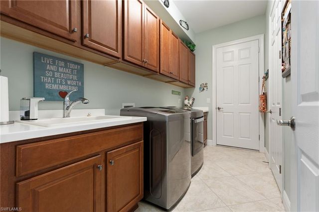 10504 Solaro ST, Fort Myers, FL 33913