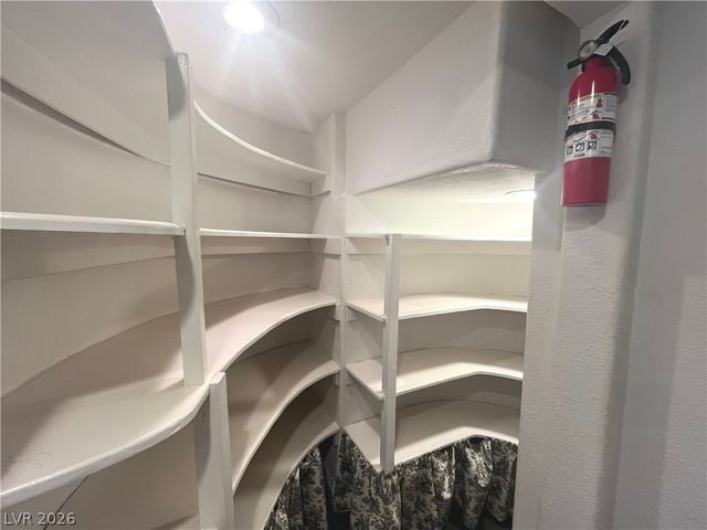 1809 Snow Spring Lane, Las Vegas, NV 89134