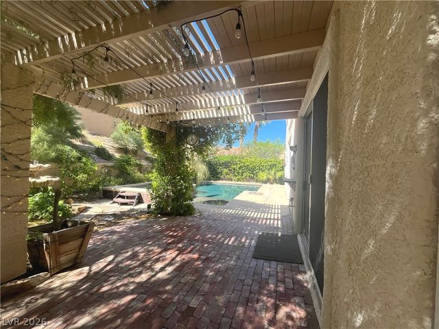 1809 Snow Spring Lane, Las Vegas, NV 89134