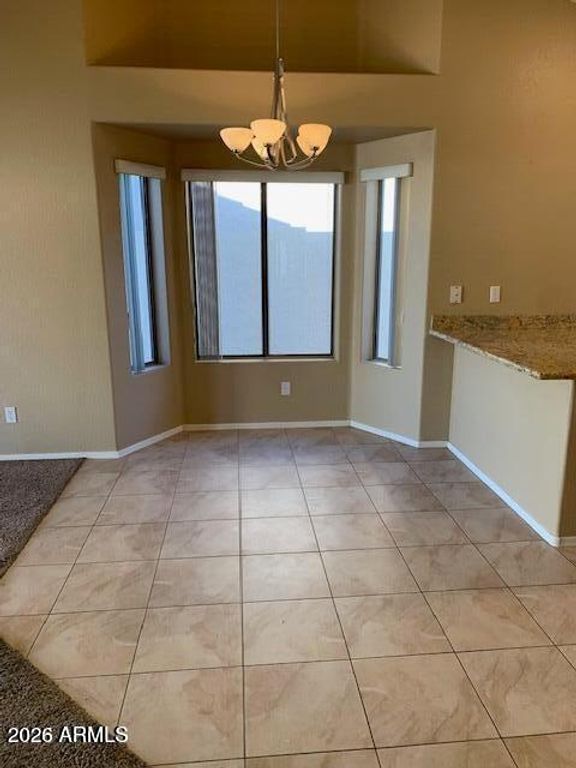 Image 8 of property listing at 1282 W BARTLETT Way, Chandler, AZ 85248