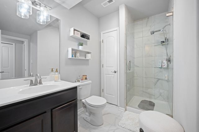 2729 W 83rd Avenue, Merrillville, IN 46410