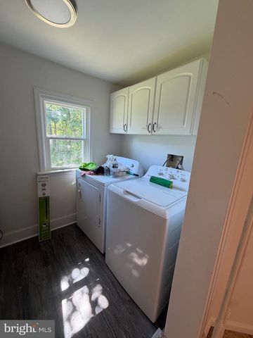 103 PENNSYLVANIA AVE, Ewing, NJ 08638