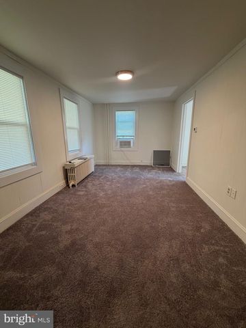 103 PENNSYLVANIA AVE, Ewing, NJ 08638