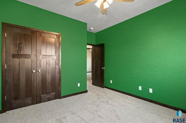 404 E 11th St Street, Crooks, SD 57020