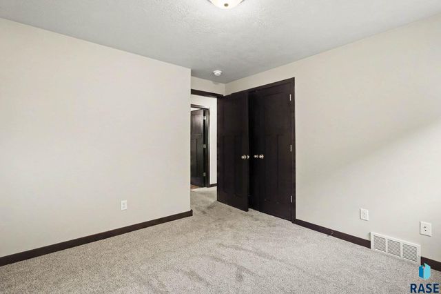 404 E 11th St Street, Crooks, SD 57020