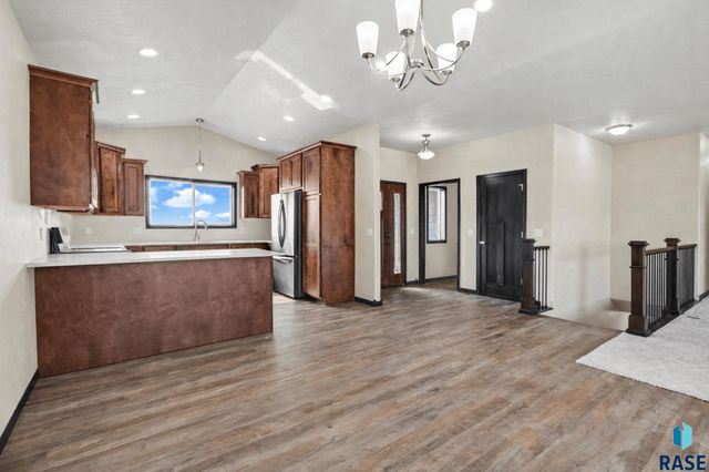 404 E 11th St Street, Crooks, SD 57020