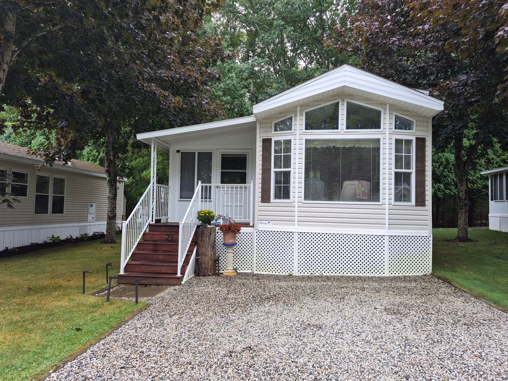 620 Post Road 29, Wells, ME 04090 — exterior