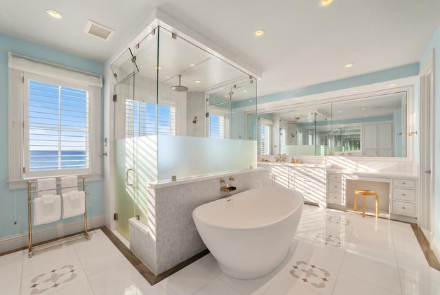 4101 S Ocean Boulevard, Highland Beach, FL 33487