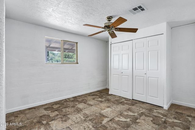 3235 E SUNNYSIDE Lane E, Phoenix, AZ 85032