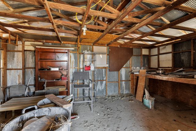 3235 E SUNNYSIDE Lane E, Phoenix, AZ 85032