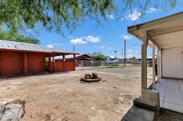 3235 E SUNNYSIDE Lane E, Phoenix, AZ 85032