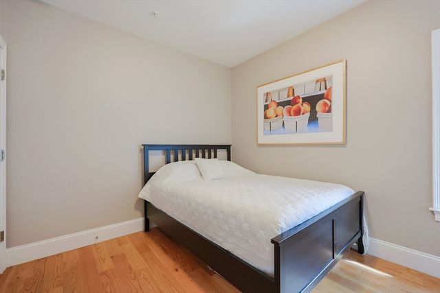 17 Washington Avenue 3, Waltham, MA 02453