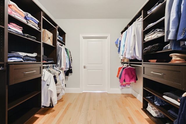 17 Washington Avenue 3, Waltham, MA 02453