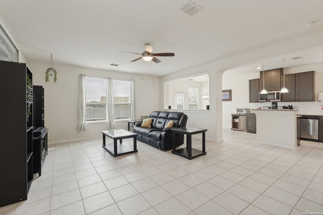 625 Pond, New Braunfels, TX 78130
