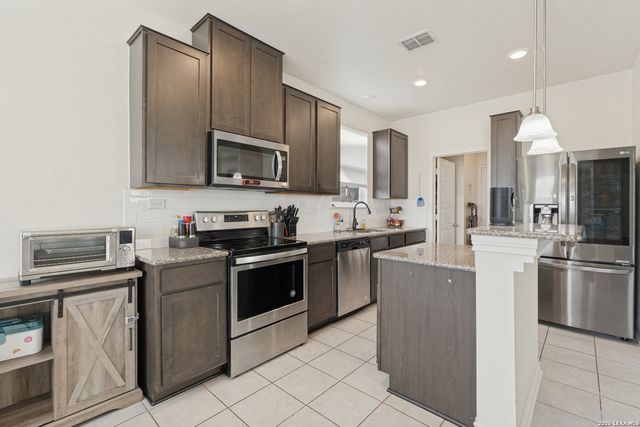 625 Pond, New Braunfels, TX 78130