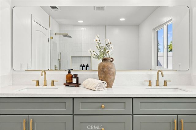 7508 Royer Avenue, West Hills, CA 91307