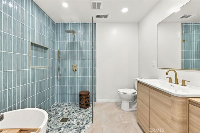 7508 Royer Avenue, West Hills, CA 91307