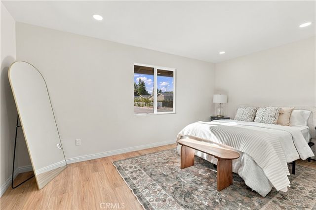7508 Royer Avenue, West Hills, CA 91307