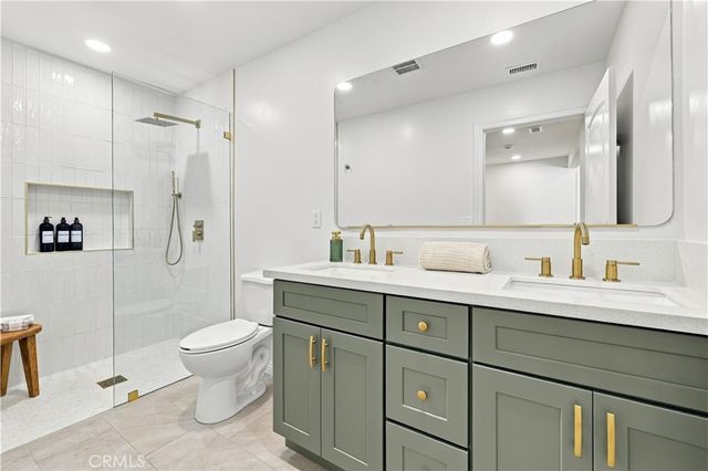 7508 Royer Avenue, West Hills, CA 91307