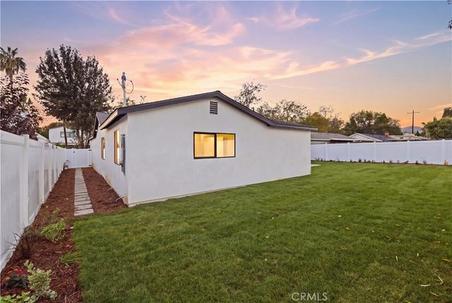 7508 Royer Avenue, West Hills, CA 91307