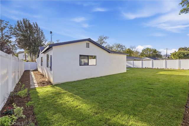 7508 Royer Avenue, West Hills, CA 91307